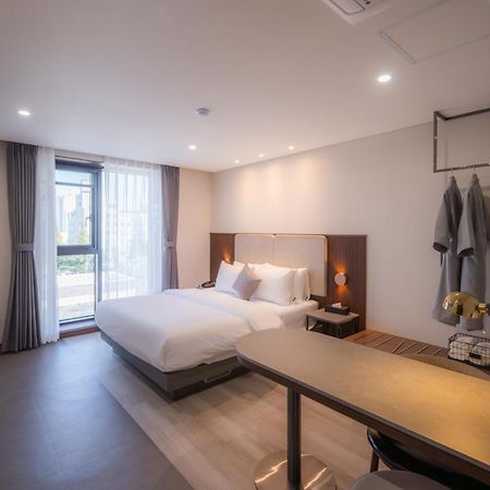 Hound Hotel Gijang Osiria Busan Exterior foto